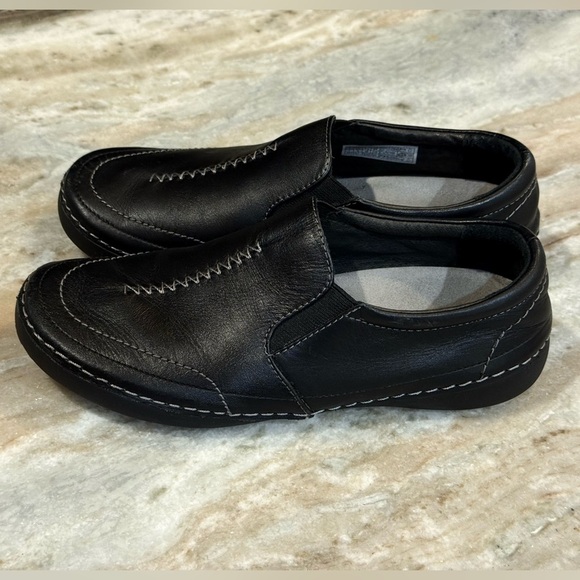 Women’s VIONIC Addison Orthoheel black leather slip on shoes- Size 7 - Picture 2 of 6